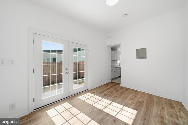 5202 KENESAW ST, College Park, MD 20740