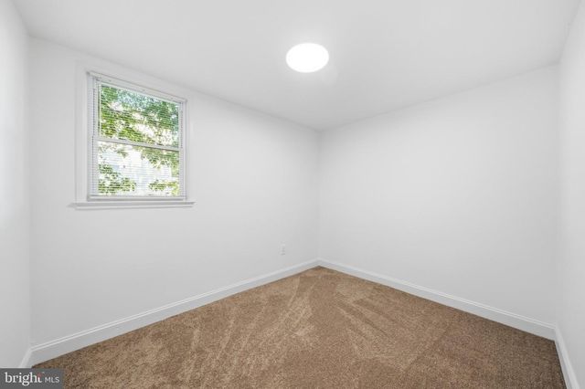 5202 KENESAW ST, College Park, MD 20740