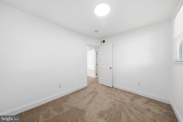 5202 KENESAW ST, College Park, MD 20740