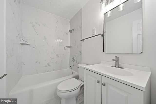 5202 KENESAW ST, College Park, MD 20740