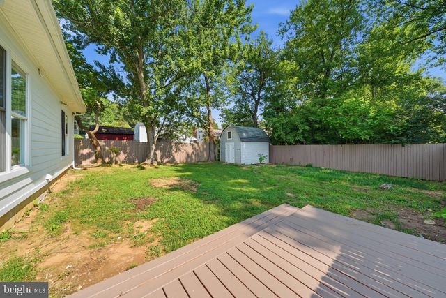 5202 KENESAW ST, College Park, MD 20740