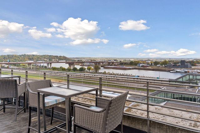 214 4th Street E 103, Saint Paul, MN 55101