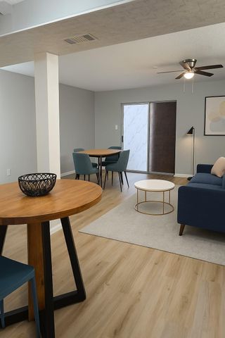 11879 Algonquin Drive W, Houston, TX 77089