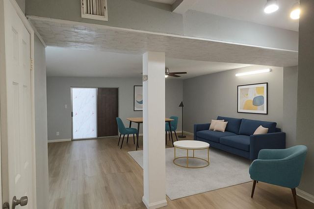 11879 Algonquin Drive W, Houston, TX 77089