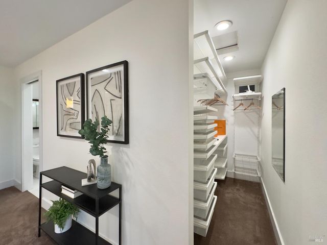 962 Marina Dr, Napa, CA 94559