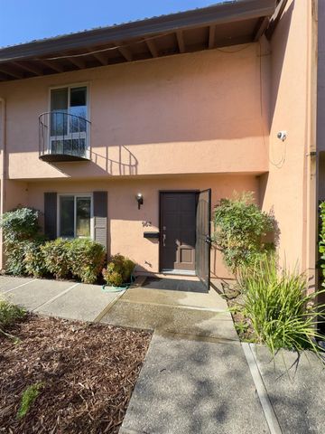 962 Marina Dr, Napa, CA 94559