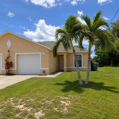 525 SE 4th TER, Cape Coral, FL 33990