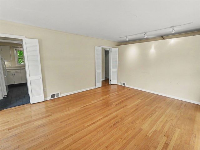 2010 Ferdon Road, Ann Arbor, MI 48104