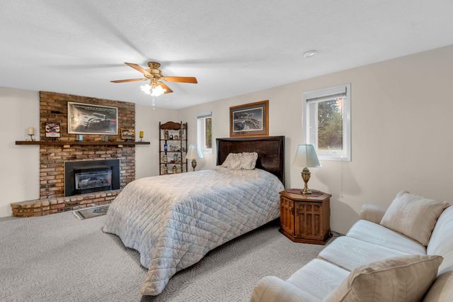 246 105th Avenue NW, Coon Rapids, MN 55448