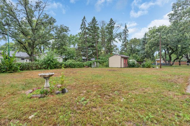246 105th Avenue NW, Coon Rapids, MN 55448