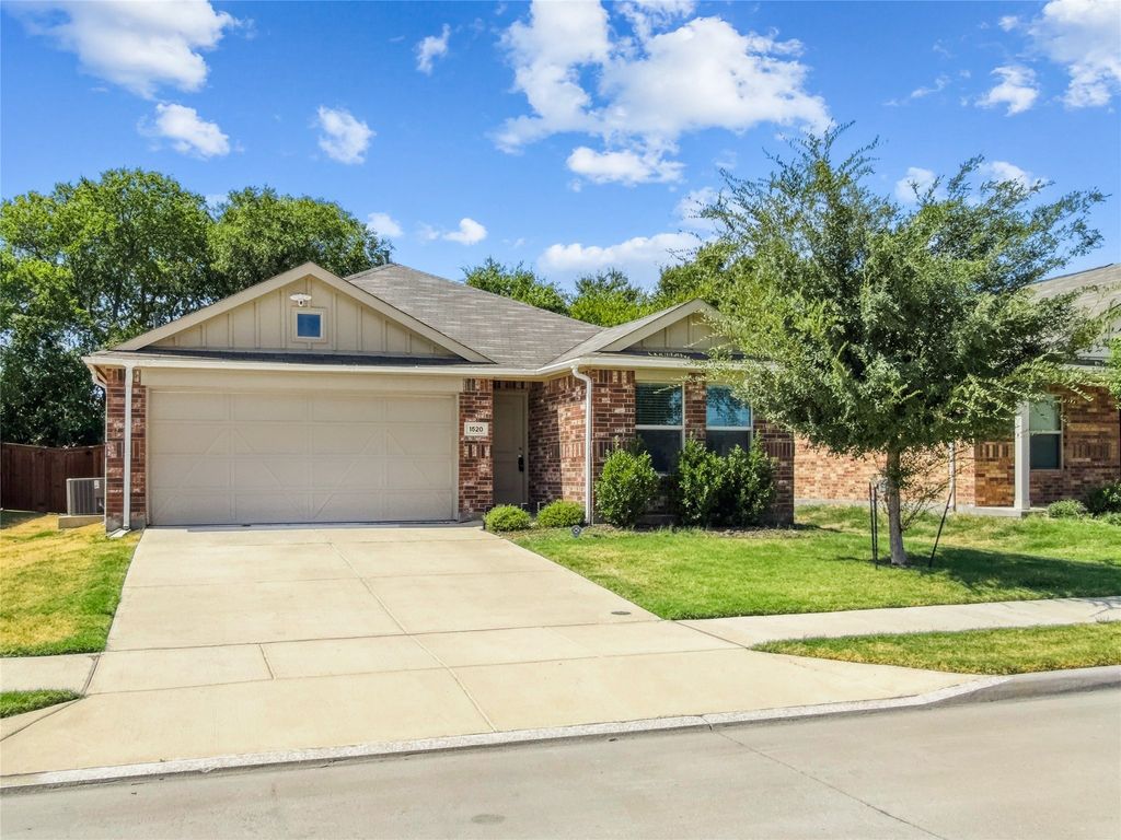 1520 Claireborne Court, Little Elm, TX 75068 — photo 2