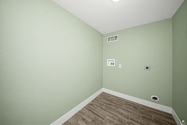 3901 Travers Circle, Manhattan, KS 66503