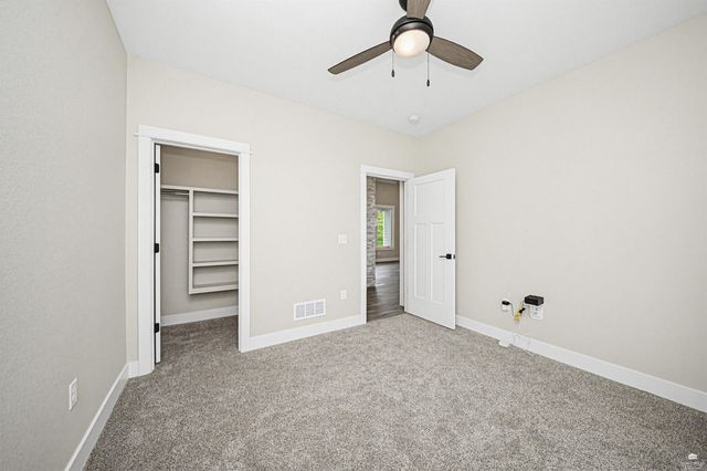 3901 Travers Circle, Manhattan, KS 66503