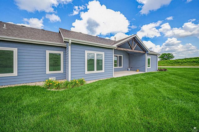 3901 Travers Circle, Manhattan, KS 66503