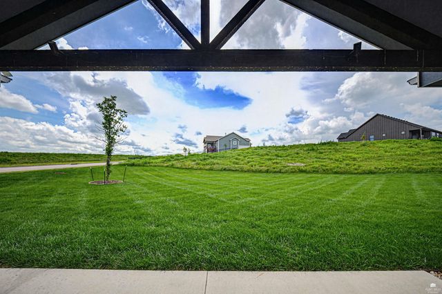 3901 Travers Circle, Manhattan, KS 66503