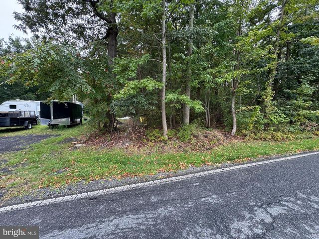 1635 WALL DRIVE, Pasadena, MD 21122