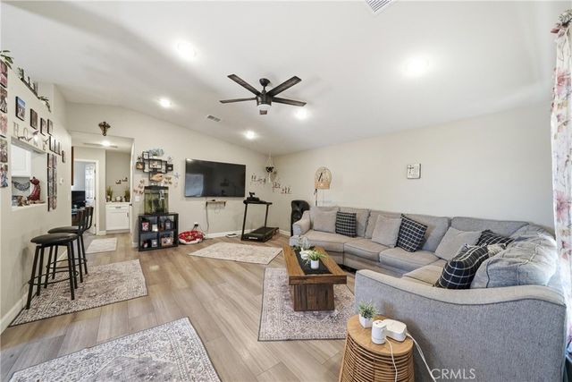 23560 Tussing Ranch, Apple Valley, CA 92308
