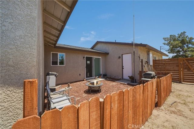 23560 Tussing Ranch, Apple Valley, CA 92308