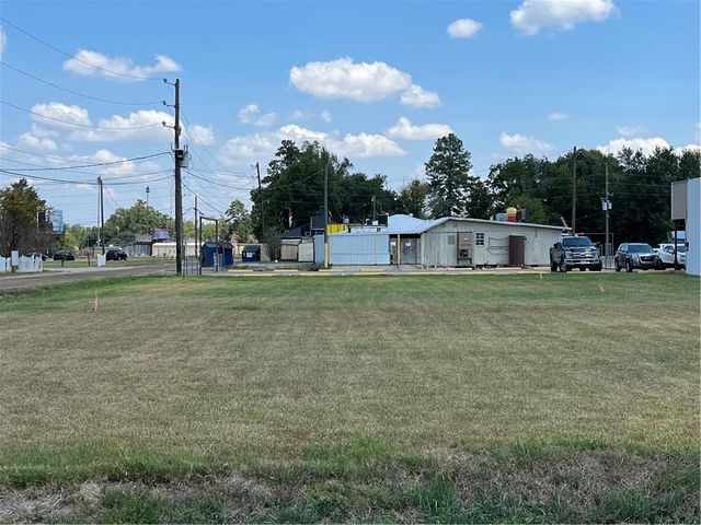 AC PHILO Street, Marksville, LA 71351
