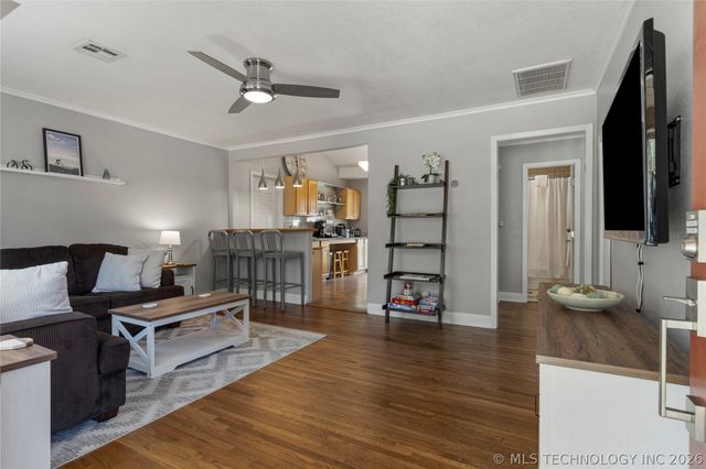 4911 S Cincinnati Avenue, Tulsa, OK 74105