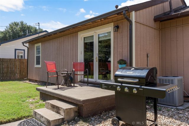 4911 S Cincinnati Avenue, Tulsa, OK 74105