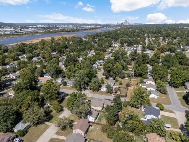 4911 S Cincinnati Avenue, Tulsa, OK 74105