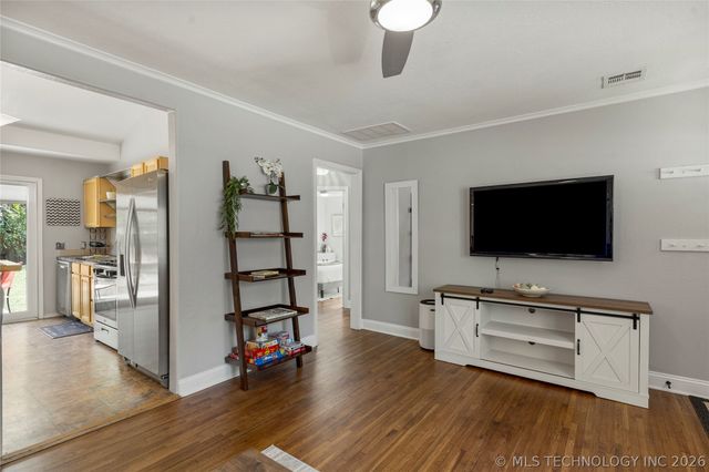 4911 S Cincinnati Avenue, Tulsa, OK 74105