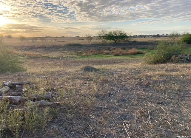 0 County Road 117, Floresville, TX 78114