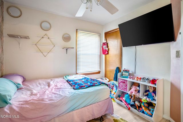 4429 Packard Road, Toledo, OH 43612