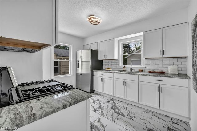16306 Clearview Avenue, Cleveland, OH 44128