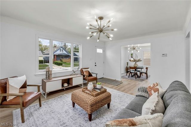 16306 Clearview Avenue, Cleveland, OH 44128