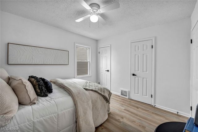 16306 Clearview Avenue, Cleveland, OH 44128