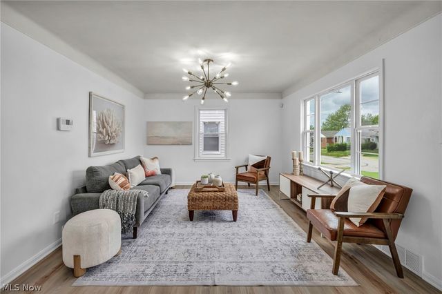 16306 Clearview Avenue, Cleveland, OH 44128