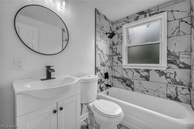 16306 Clearview Avenue, Cleveland, OH 44128