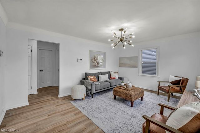 16306 Clearview Avenue, Cleveland, OH 44128