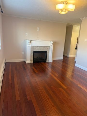 52 Purchase C4, Danvers, MA 01923