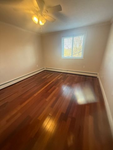 52 Purchase C4, Danvers, MA 01923