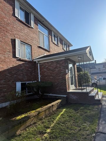 52 Purchase C4, Danvers, MA 01923