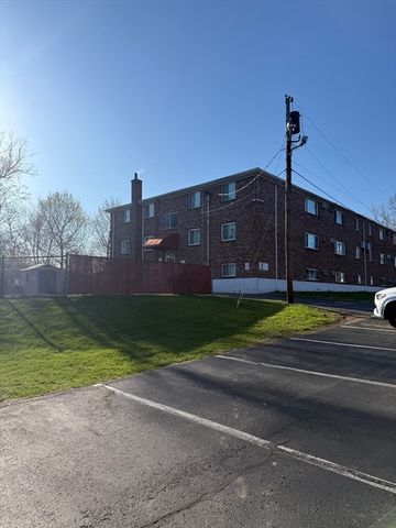 52 Purchase C4, Danvers, MA 01923