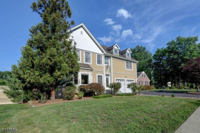 66 Boulevard, Pequannock Twp., NJ 07440