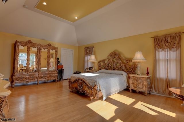 66 Boulevard, Pequannock Twp., NJ 07440