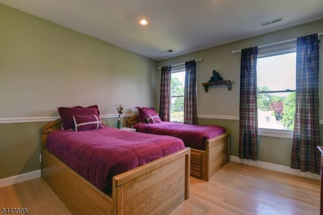 66 Boulevard, Pequannock Twp., NJ 07440