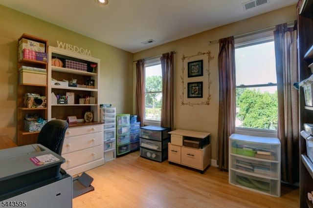 66 Boulevard, Pequannock Twp., NJ 07440