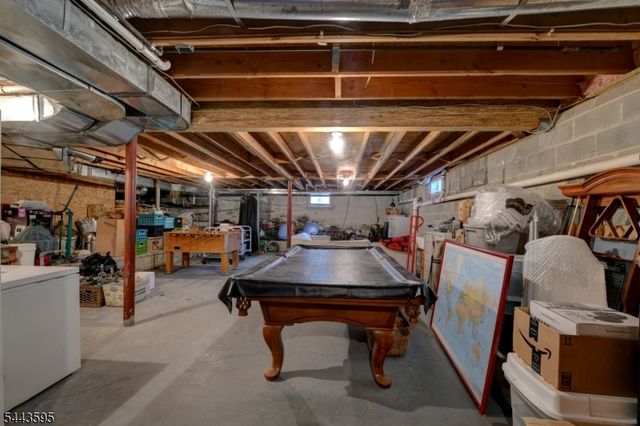 66 Boulevard, Pequannock Twp., NJ 07440