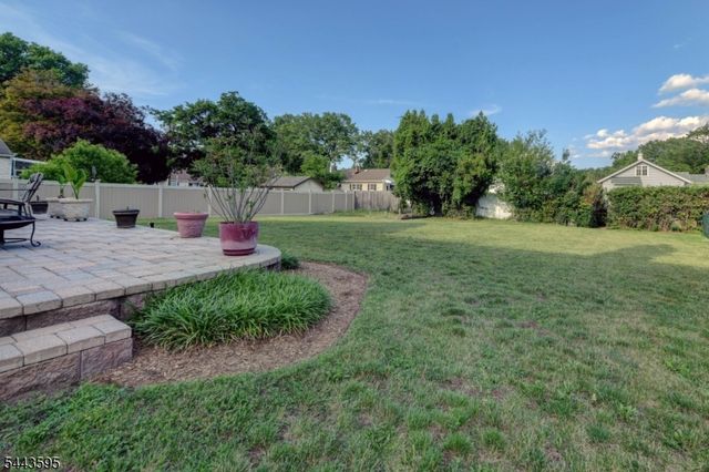66 Boulevard, Pequannock Twp., NJ 07440