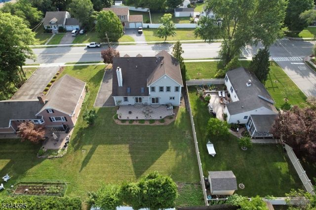 66 Boulevard, Pequannock Twp., NJ 07440