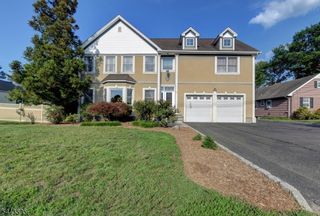 66 Boulevard, Pequannock Twp., NJ 07440