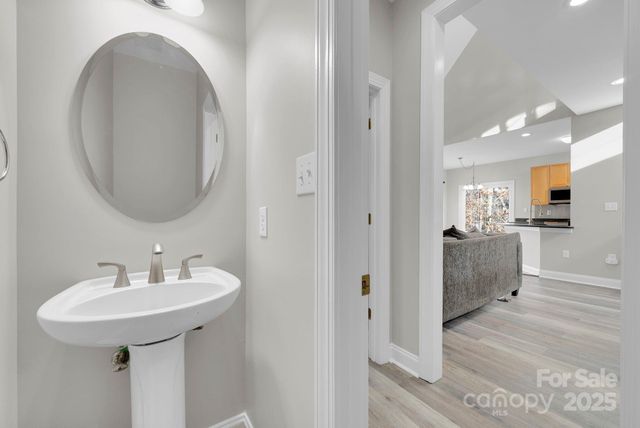 3036 Ed Reid Street, Charlotte, NC 28216