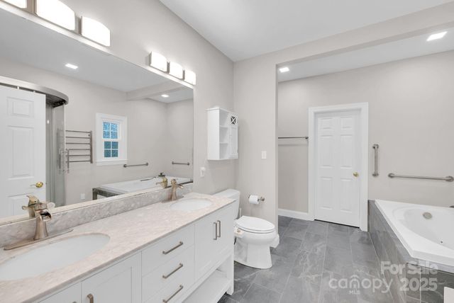 3036 Ed Reid Street, Charlotte, NC 28216