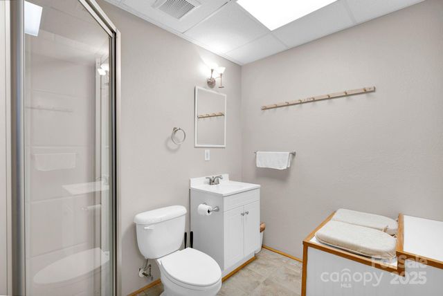 3036 Ed Reid Street, Charlotte, NC 28216